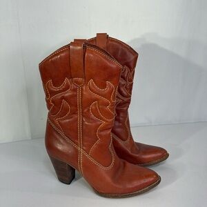 🌪️ town and country Brown quilted heeled western boots pointed toe: